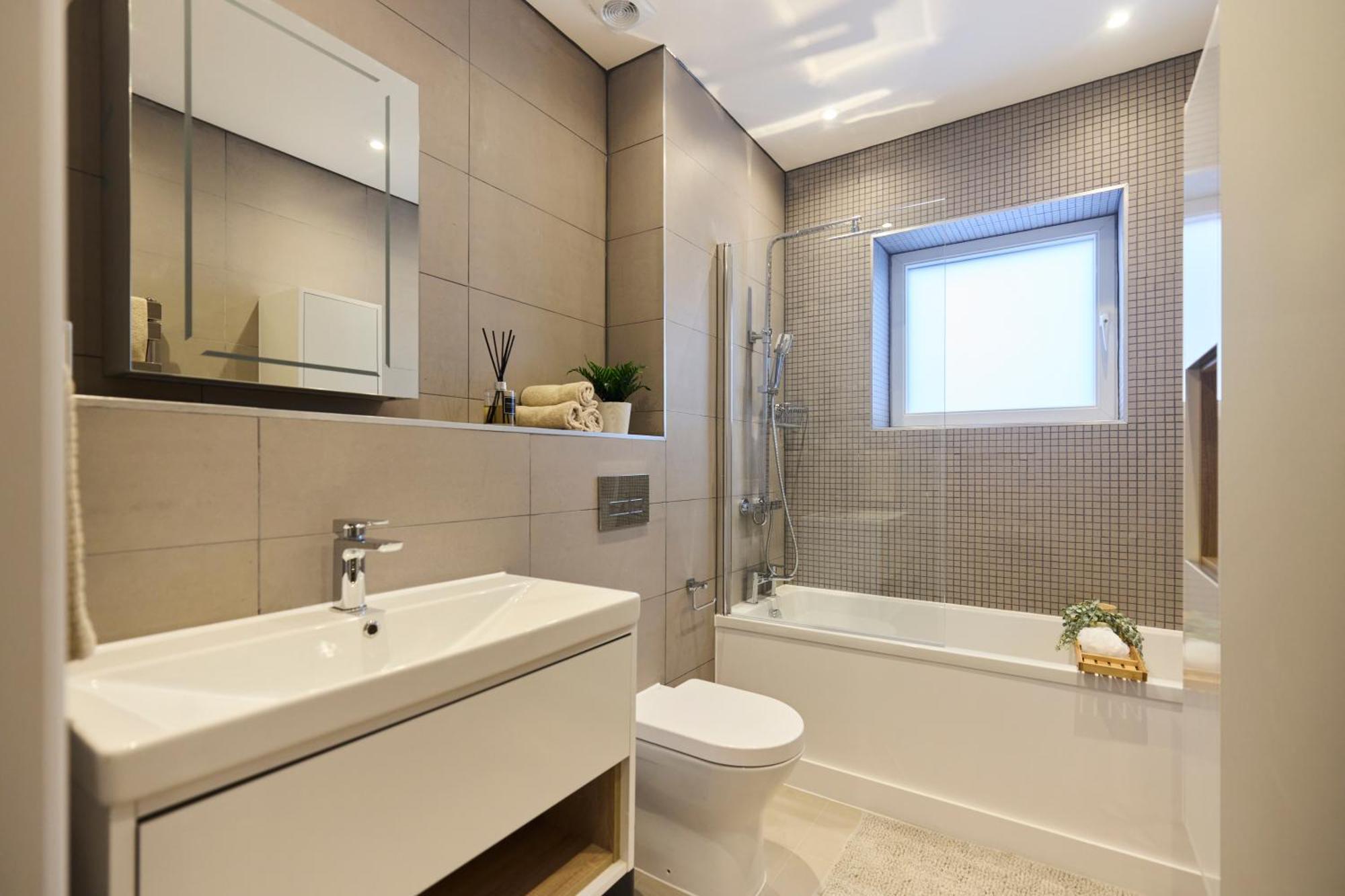 The Wembley Park Arms - Modern 2bdr Flat With Parking + Balcony Apartamento Londres